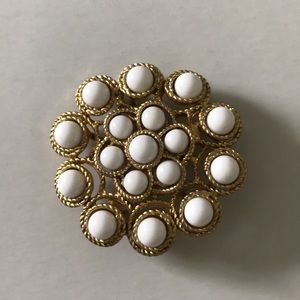 Stella & Dot enamel brooch